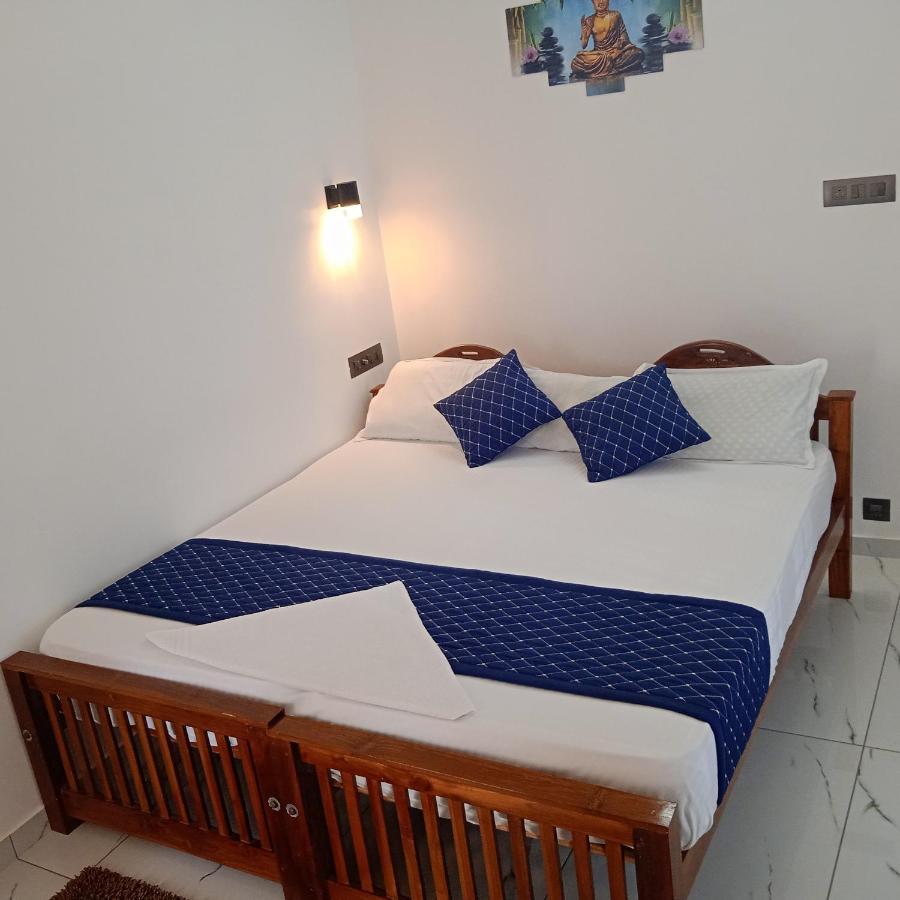 Enocean Homestay Cherai Beach Buitenkant foto