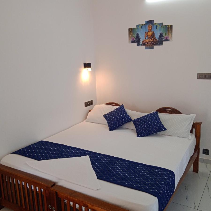 Enocean Homestay Cherai Beach Buitenkant foto