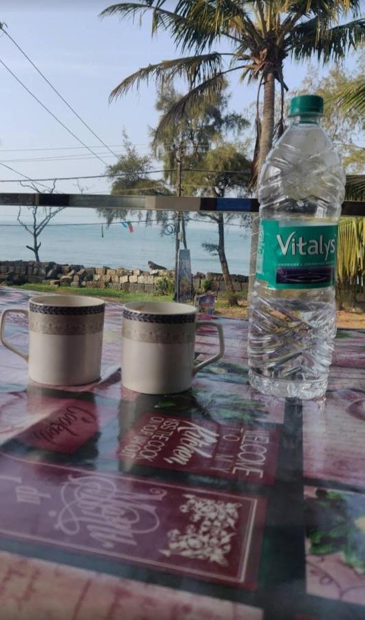 Enocean Homestay Cherai Beach Buitenkant foto