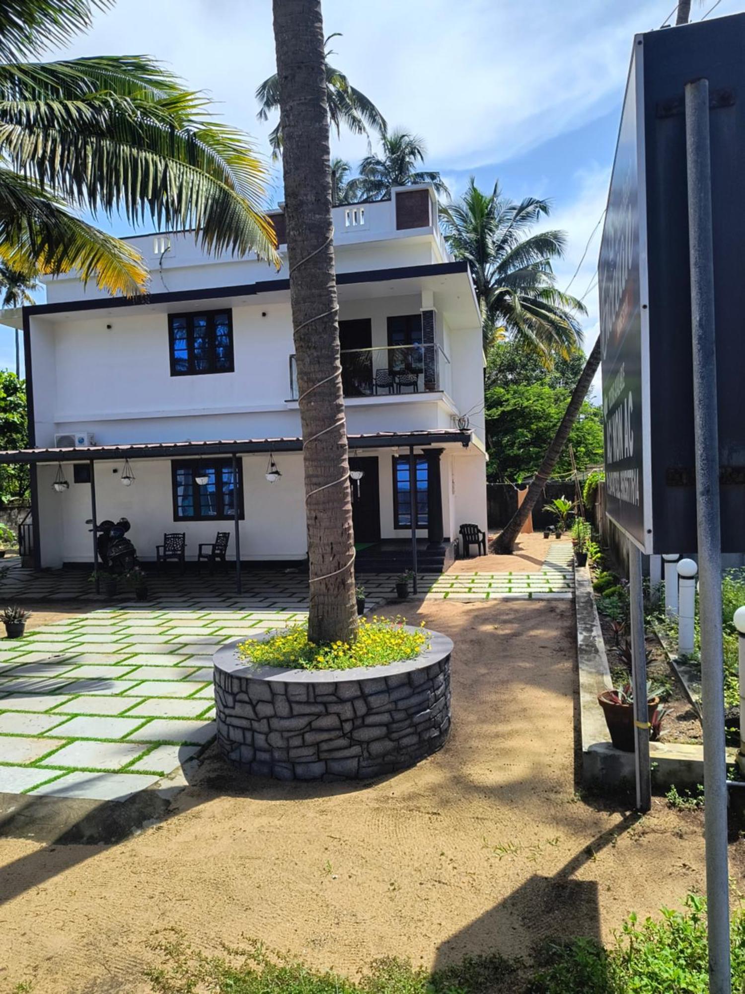 Enocean Homestay Cherai Beach Buitenkant foto